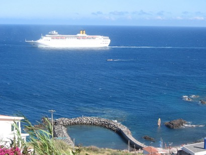 Cruise Ship, Reis Magos, Canico